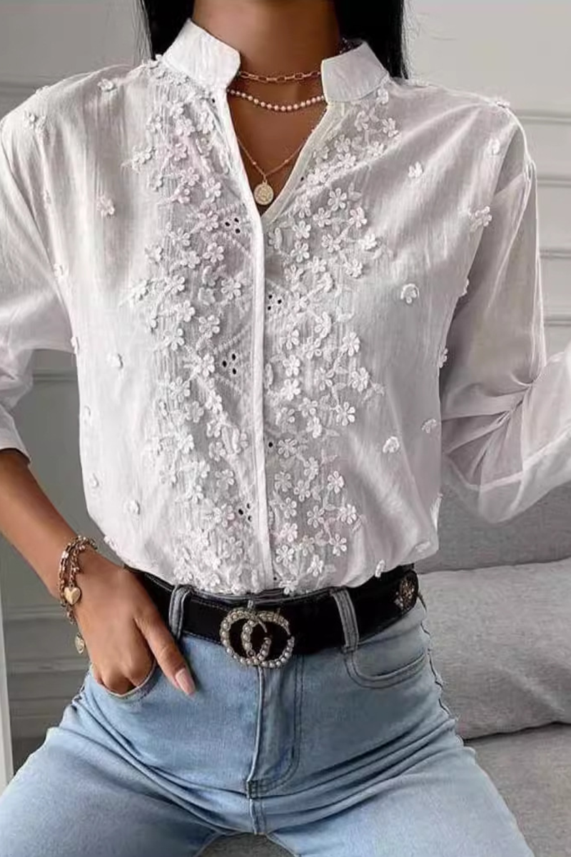 Blusas casuales bordadas de uso diario con cuello en V calado