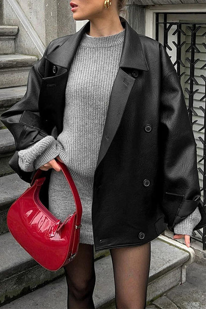 Prendas de abrigo informales de calle con botones y cuello vuelto