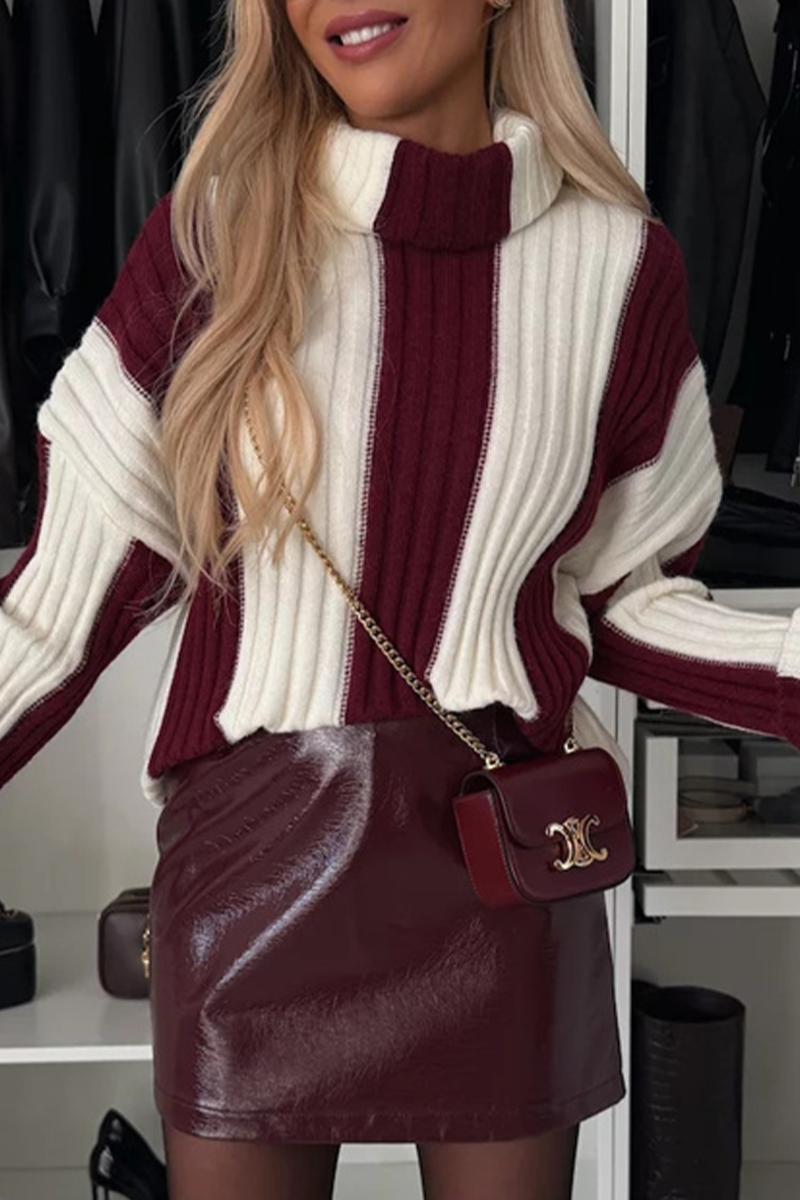 Suéteres casuales de cuello alto con tejido de rayas en contraste