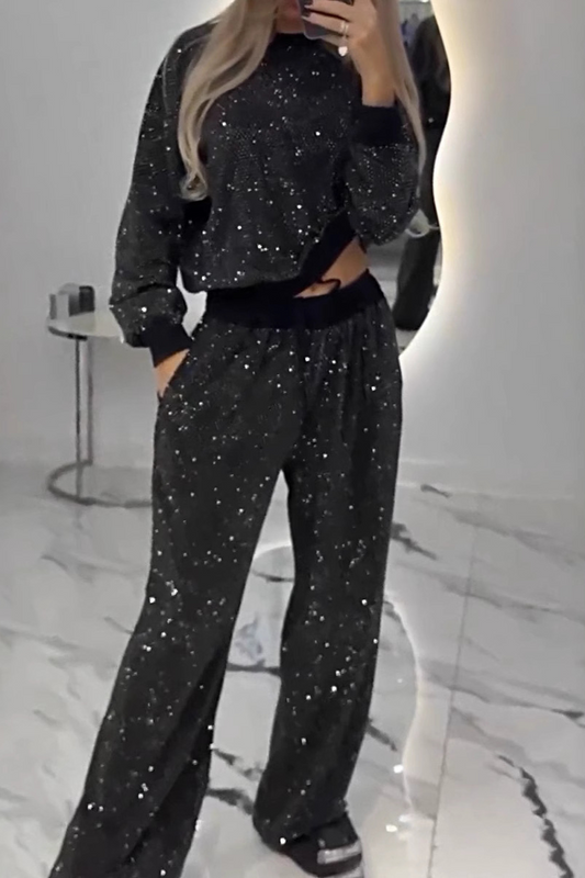 Conjunto informal de dos piezas con cuello redondo, manga larga y bolsillo con cordón y lentejuelas