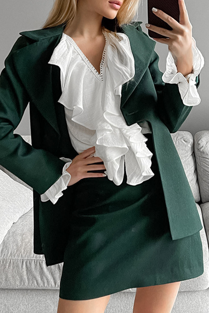 Blusas casuales de cuello en V con volantes de color sólido