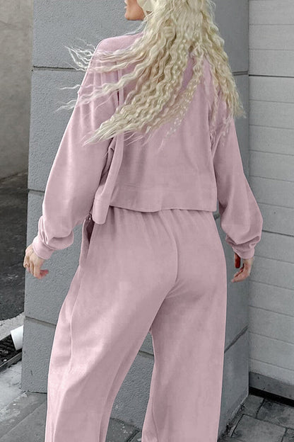 Conjunto informal de dos piezas con cuello vuelto, manga larga y bolsillos de calle con cordones