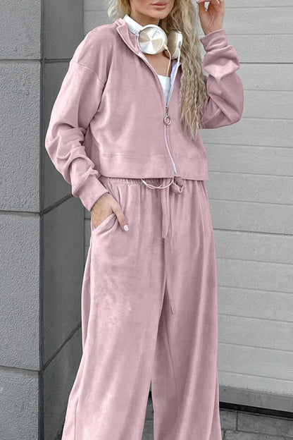 Conjunto informal de dos piezas con cuello vuelto, manga larga y bolsillos de calle con cordones