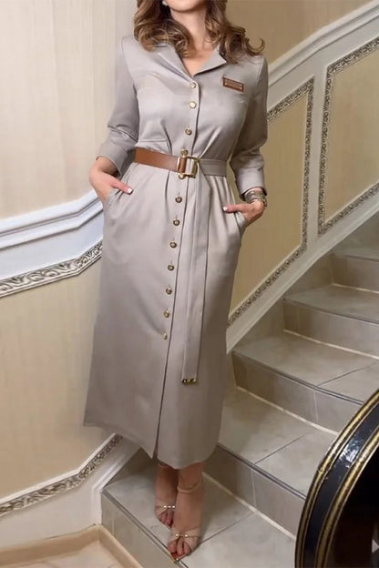 Vestido camisero informal de color liso con hebilla de bolsillo y cinturón y cuello vuelto