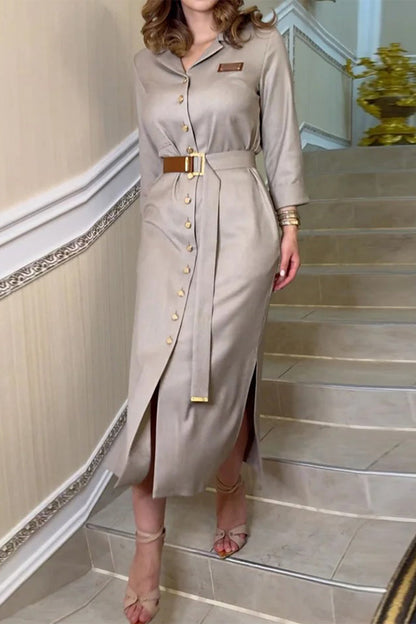 Vestido camisero informal de color liso con hebilla de bolsillo y cinturón y cuello vuelto
