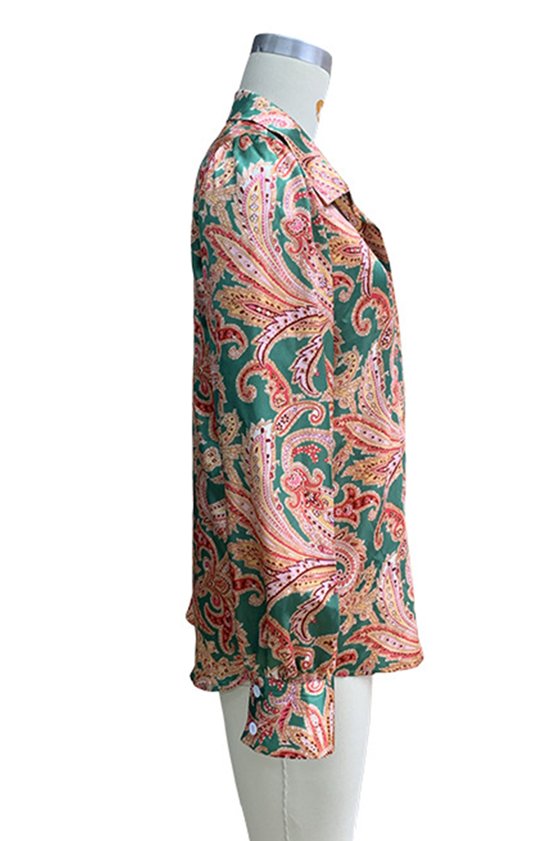 Blusas casuales con cuello vuelto en contraste y estampado floral