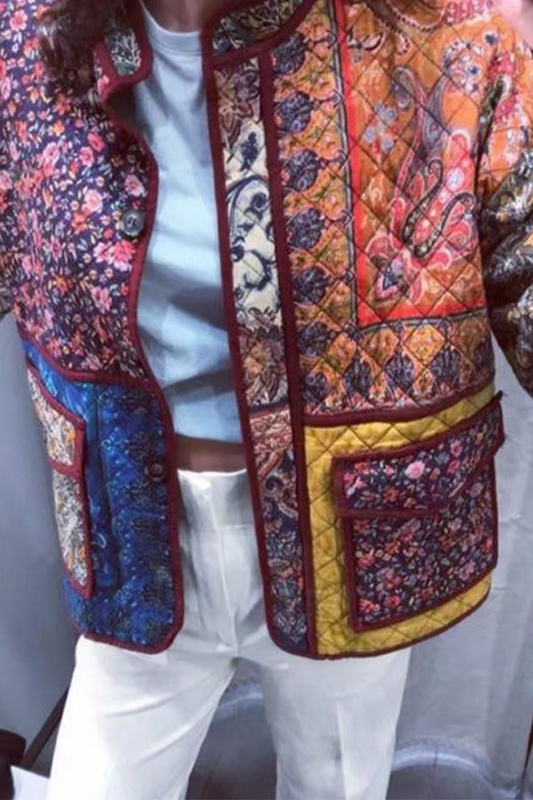 Prendas de abrigo informales con cuello mandarín, patchwork, bolsillos y flores