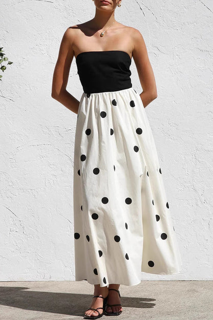 Vestidos sexis de vacaciones con lunares en contraste, sin tirantes y sin tirantes