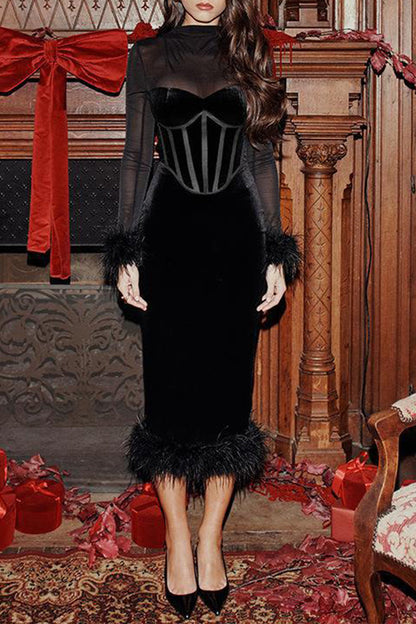 Vestido de falda cruzada de terciopelo con cuello redondo y dobladillo de plumas de malla sexy