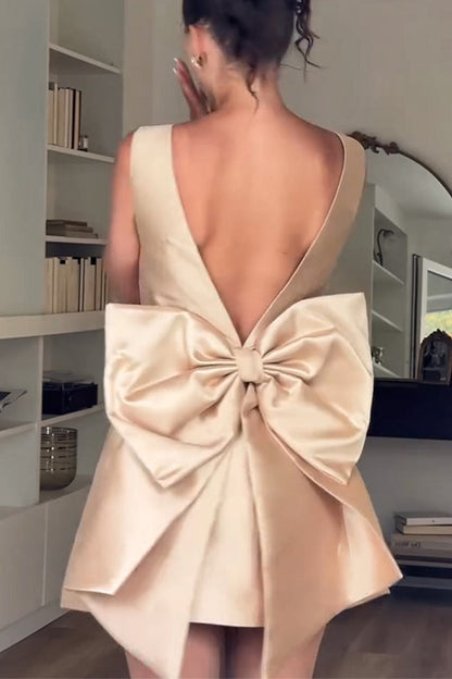 Vestidos sexis de fiesta sin espalda con lazo y cuello cuadrado sin mangas