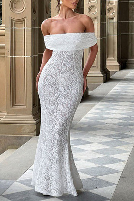Vestidos largos sexis de encaje con espalda descubierta y cola de pez con hombros descubiertos
