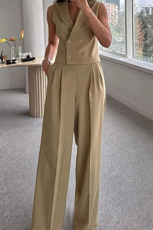 Conjunto informal de dos piezas con bolsillos, fruncido y cuello vuelto, sin mangas