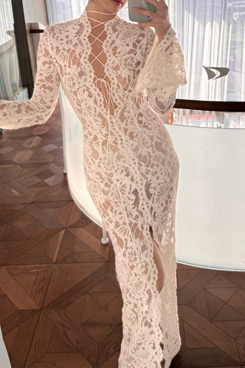 Vestido de encaje sexy con escote en V y tirantes transparentes