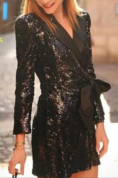 Vestido de traje sexy con lentejuelas, encaje y cuello vuelto (4 colores)