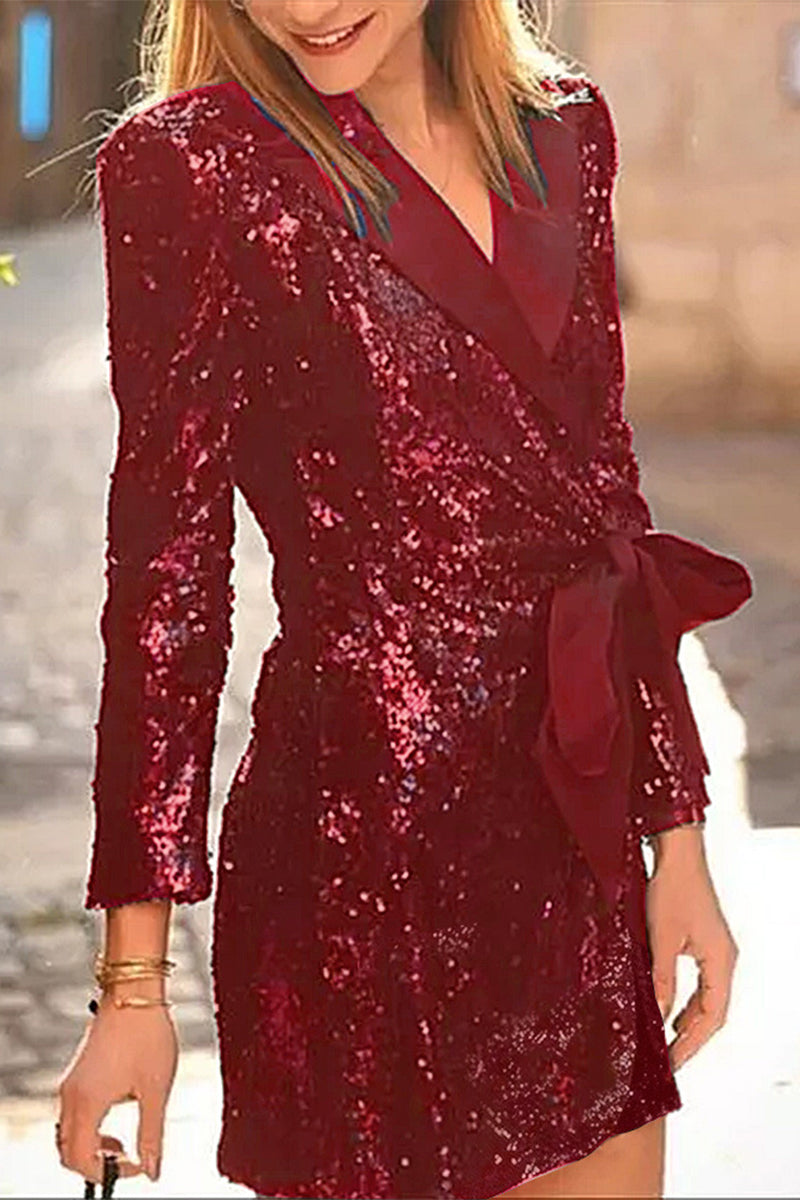 Vestido de traje sexy con lentejuelas, encaje y cuello vuelto (4 colores)