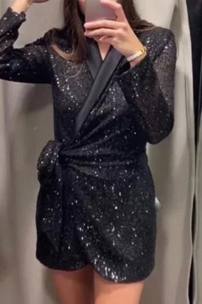 Vestido de traje sexy con lentejuelas, encaje y cuello vuelto (4 colores)