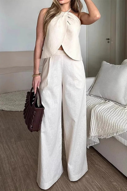 Conjunto informal de dos piezas con cuello halter, fruncido e irregular, sin mangas
