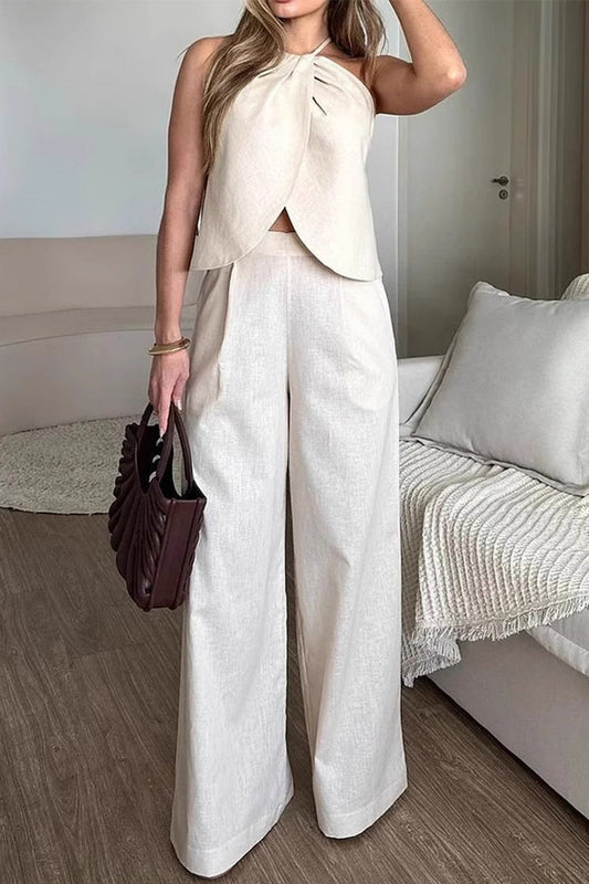 Conjunto informal de dos piezas con cuello halter, fruncido e irregular, sin mangas