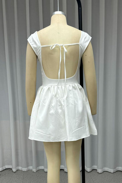 Vestidos de princesa sexys con encaje, espalda descubierta y cuello redondo