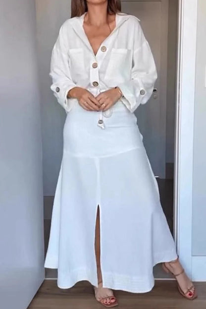 Conjunto informal de dos piezas con cordones, botones, cuello vuelto, manga larga