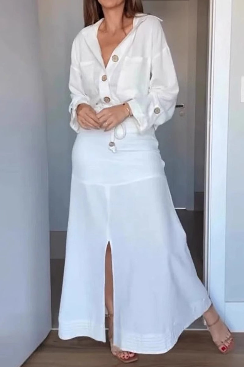 Conjunto informal de dos piezas con cordones, botones, cuello vuelto, manga larga