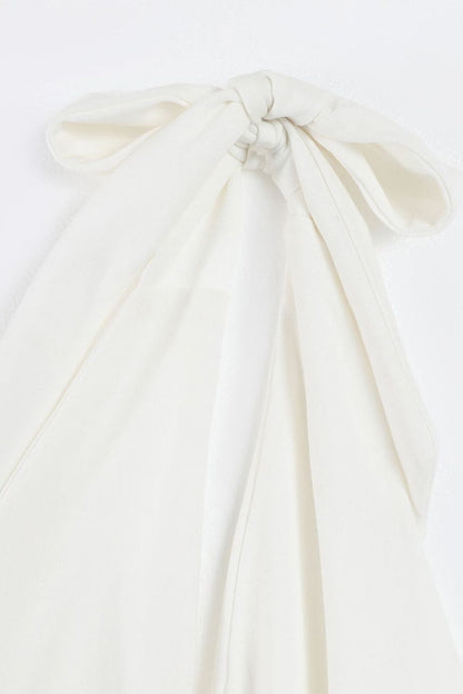 Vestidos largos con cuello halter, espalda descubierta y encaje con flores sexys