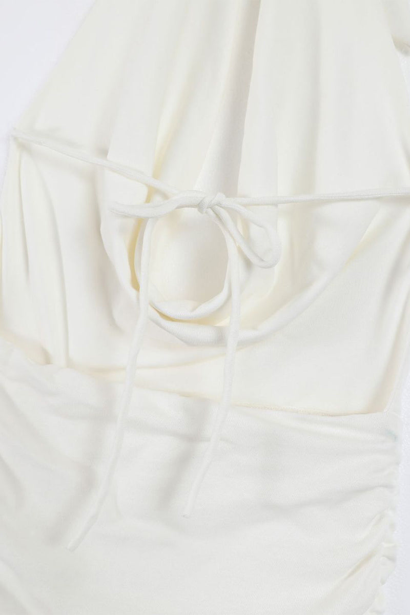 Vestidos largos con cuello halter, espalda descubierta y encaje con flores sexys