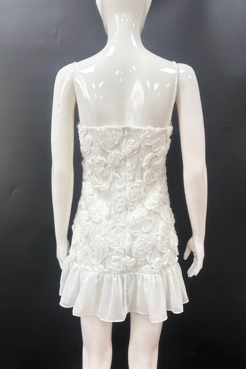 Elegantes vestidos de tirantes con escote en U y forma de flor