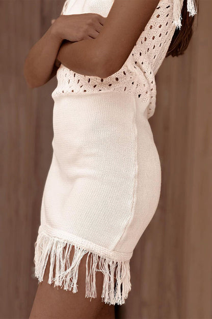 Vestido informal tipo suéter con borlas y cuello redondo y aberturas