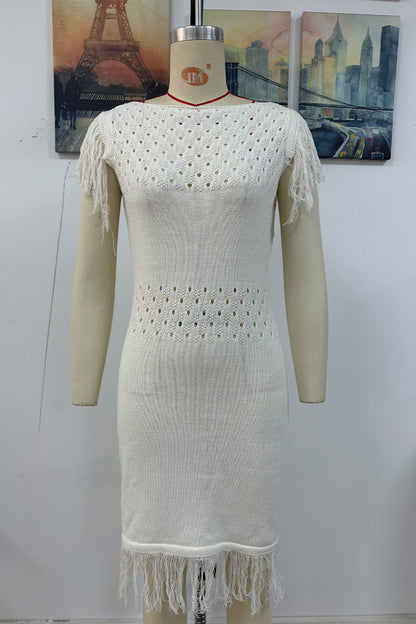 Vestido informal tipo suéter con borlas y cuello redondo y aberturas
