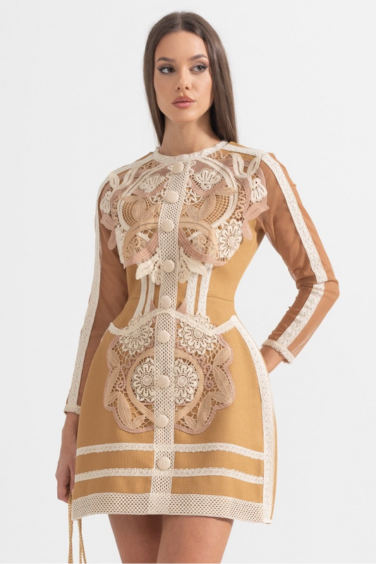 Vestido mini de manga larga con encaje bordado Virginia 