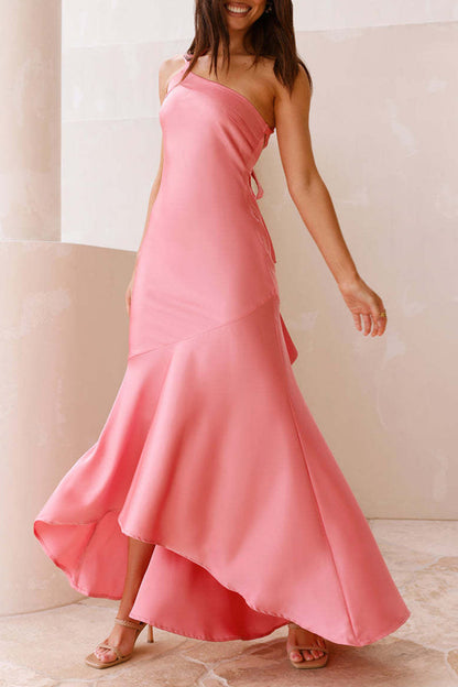 Elegantes vestidos largos con hombros caídos y volantes