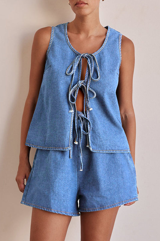 Conjunto informal de dos piezas con cuello redondo, sin mangas y cordones