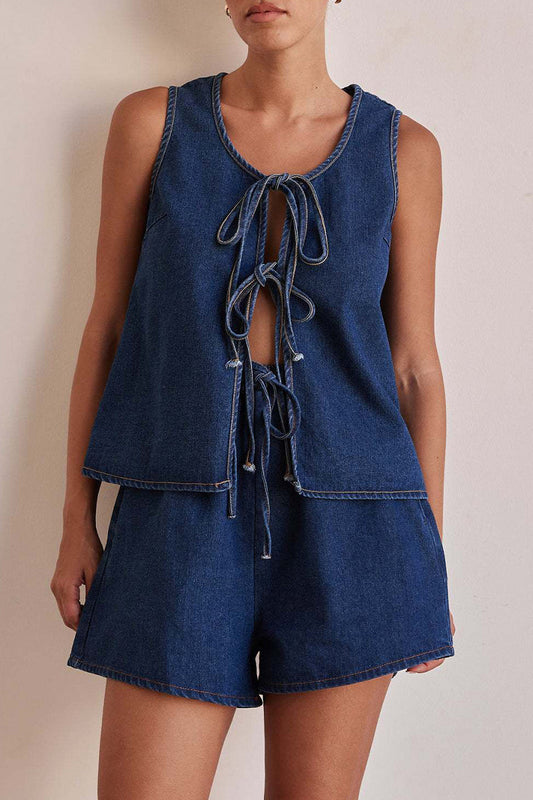 Conjunto informal de dos piezas con cuello redondo, sin mangas y cordones