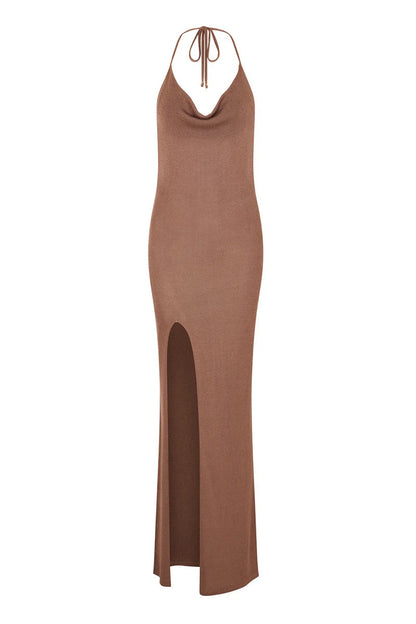 Vestidos de noche sexys con encaje, espalda descubierta y abertura tipo halter