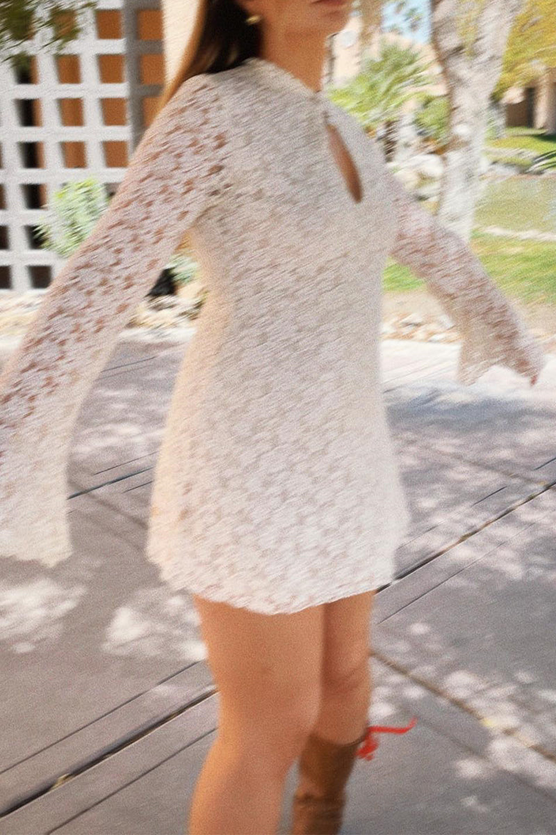 Vestido de encaje con cuello mandarín y botones de encaje sexy