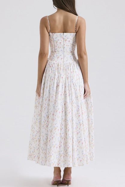 Elegantes vestidos de tirantes con cuello cuadrado y patchwork