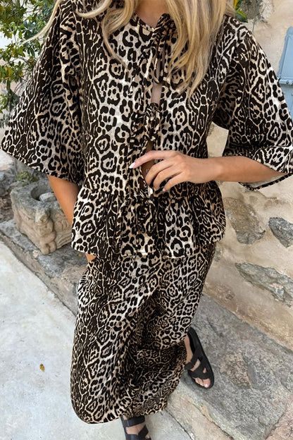 Conjunto informal de dos piezas con estampado de leopardo, encaje, cuello redondo y manga corta