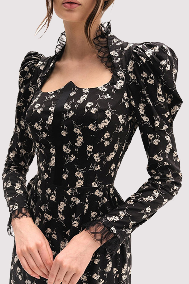 Elegante vestido de manga larga con cuello cuadrado, encaje y patchwork con estampado floral