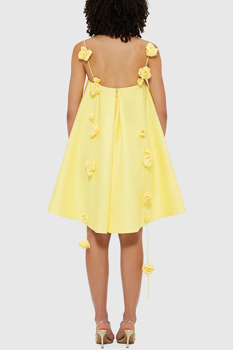 Vestidos sexis con escote cuadrado y forma de flor