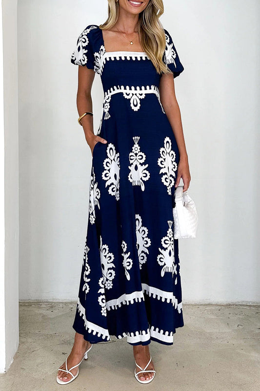 Vestido informal de manga corta con escote cuadrado, estampado geométrico, bolsillos y contraste
