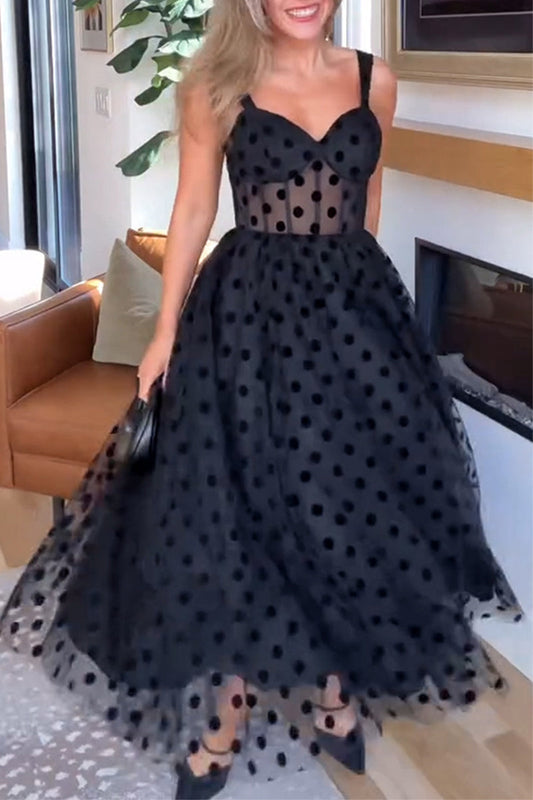 Vestidos de noche sexys con escote en V y malla de lunares y cremallera