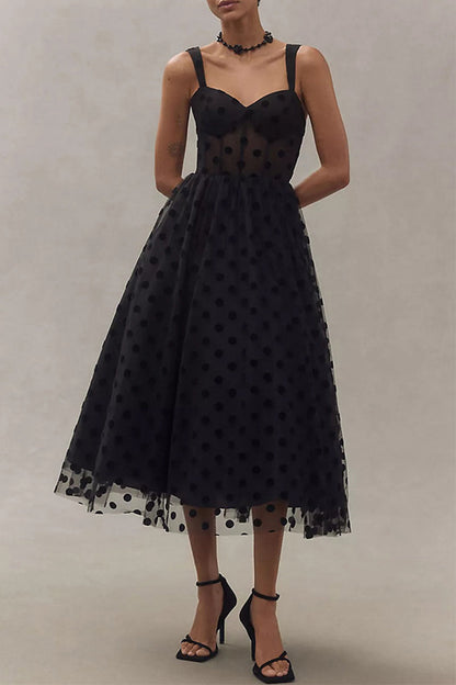 Vestidos de noche sexys con escote en V y malla de lunares y cremallera
