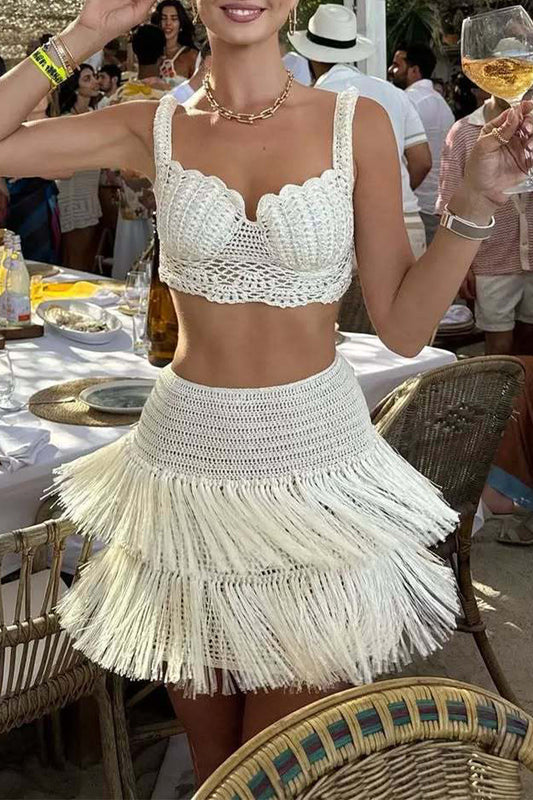 Conjunto de dos piezas con escote en V, sin mangas y tejido con flecos sexy