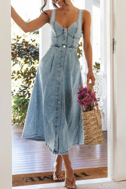 Elegante vestido vaquero sin mangas con cuello en V y botones de color liso
