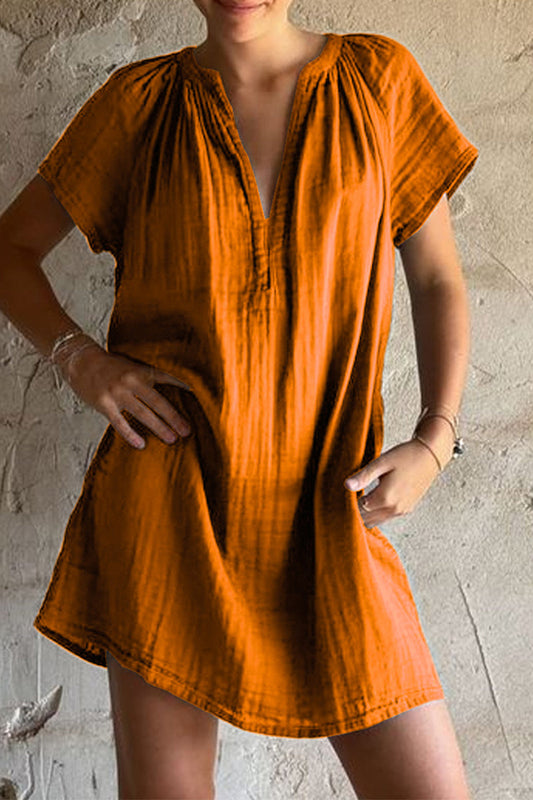 Vestido informal de manga corta con cuello en V fruncido y patchwork en color liso