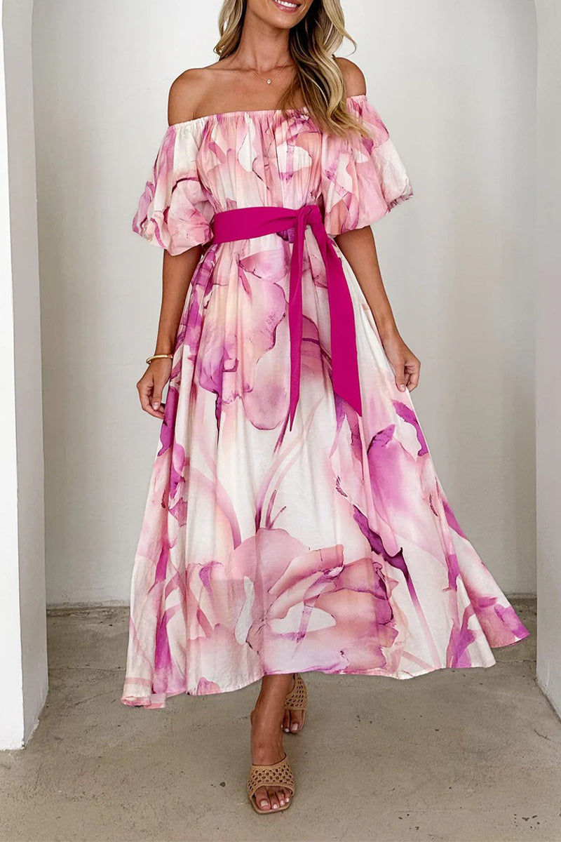 Elegante vestido de corte A con hombros descubiertos, encaje y estampado floral