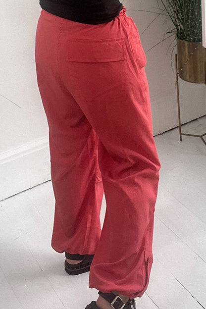 Pantalones cargo extragrandes con bolsillos y cordón en la cintura de Casual Callings