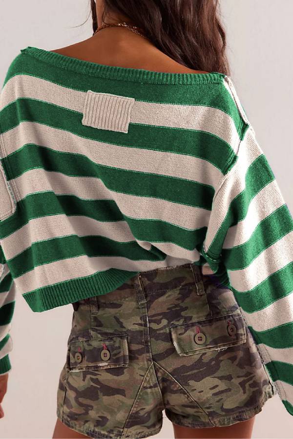 Suéter de punto holgado de manga larga con cuello redondo y estampado de rayas