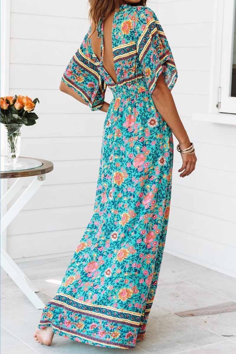 Vestido azul hasta los tobillos con estampado floral